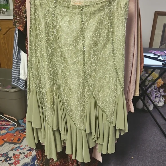 Moon Collection Green Fit and Flare Midi Skirt - Picture 1 of 5